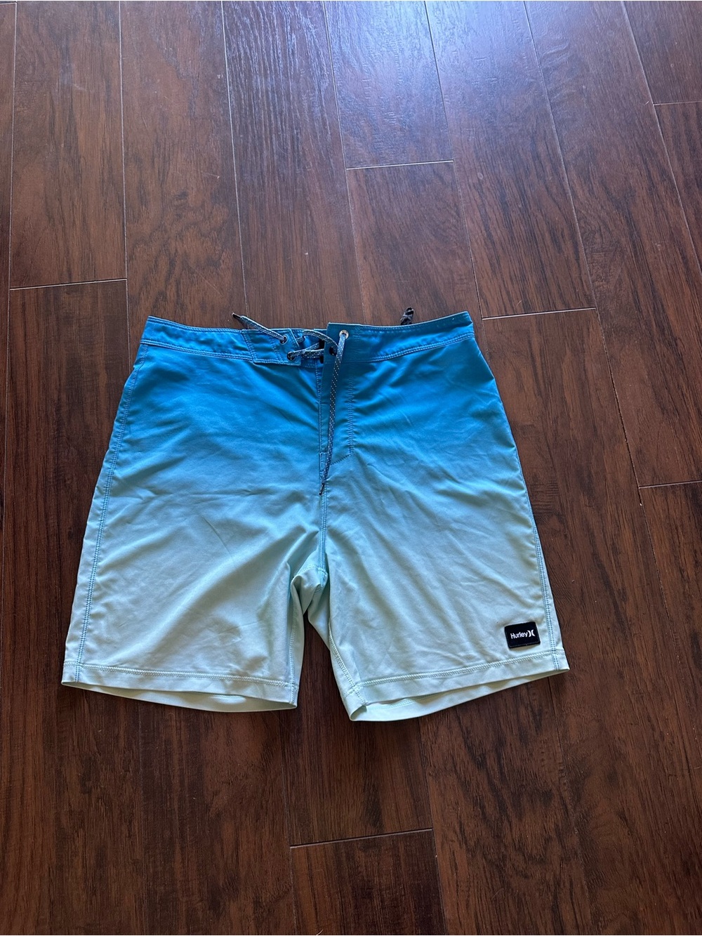 Hurley Men’s Teal-to-Light Blue Ombre Board Shorts